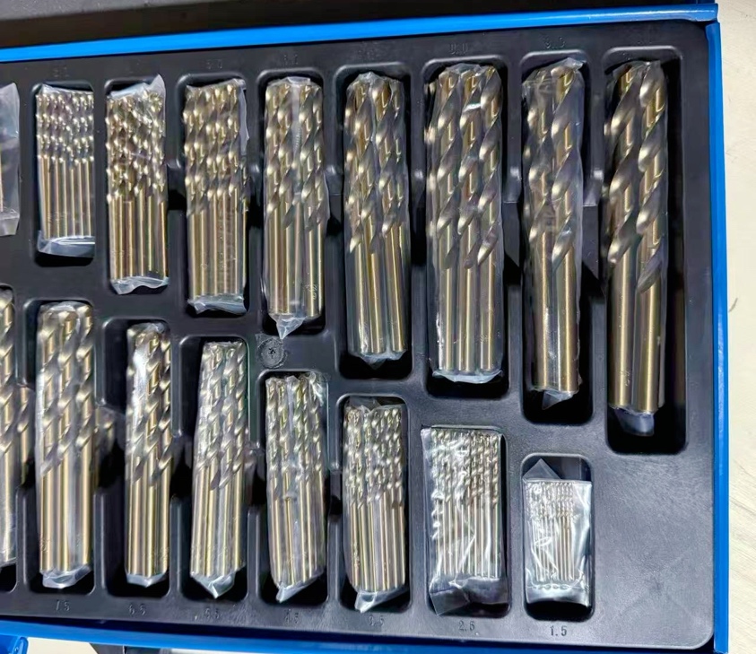 230 piece HSS drill kit-5